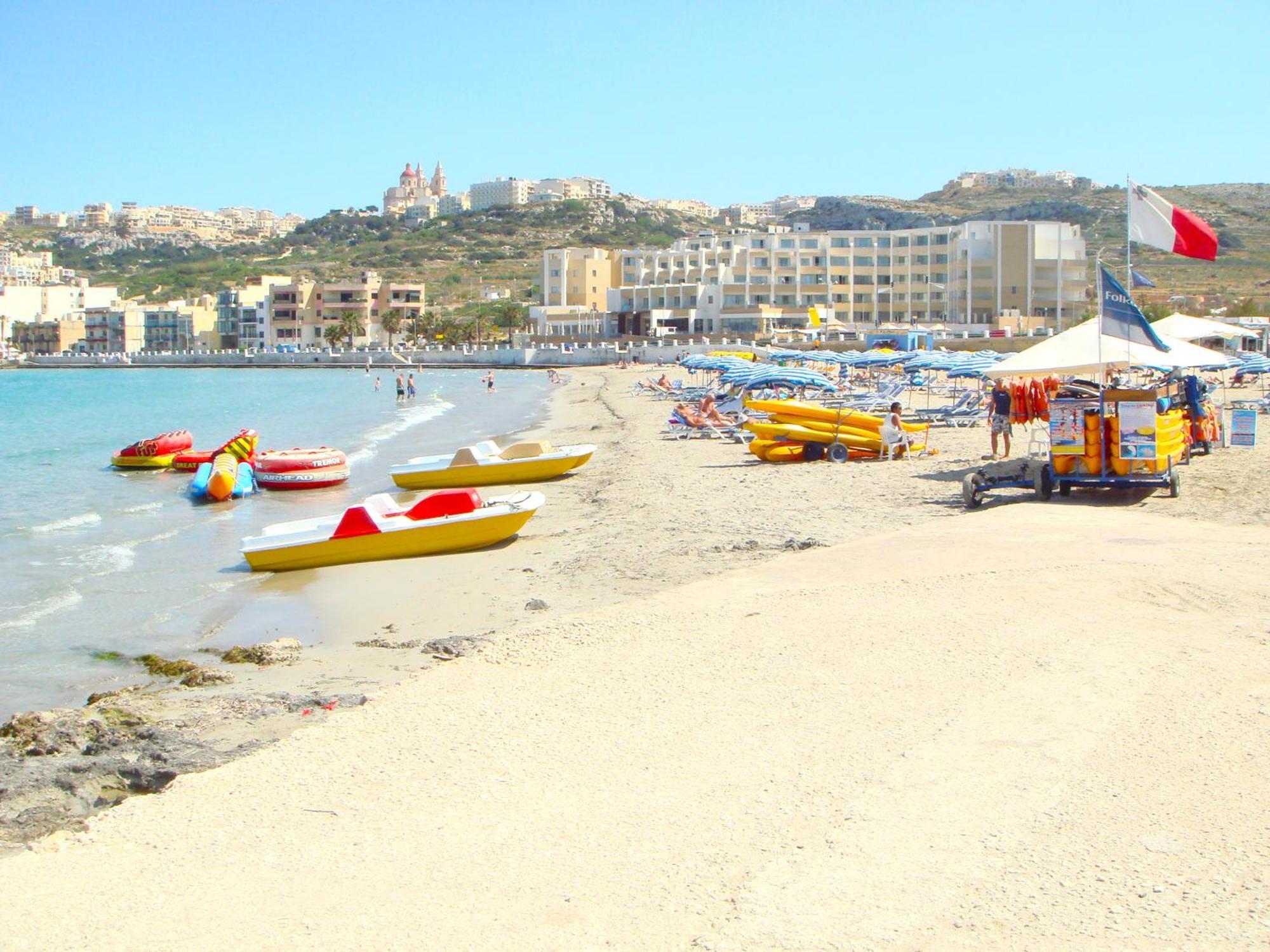 Seafront Apartment Terrace, Lounger & Panoramic Ocean Views Mellieħa Extérieur photo